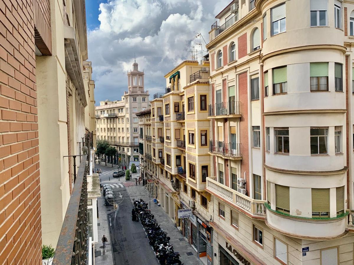 Homely Málaga Larios Exterior foto