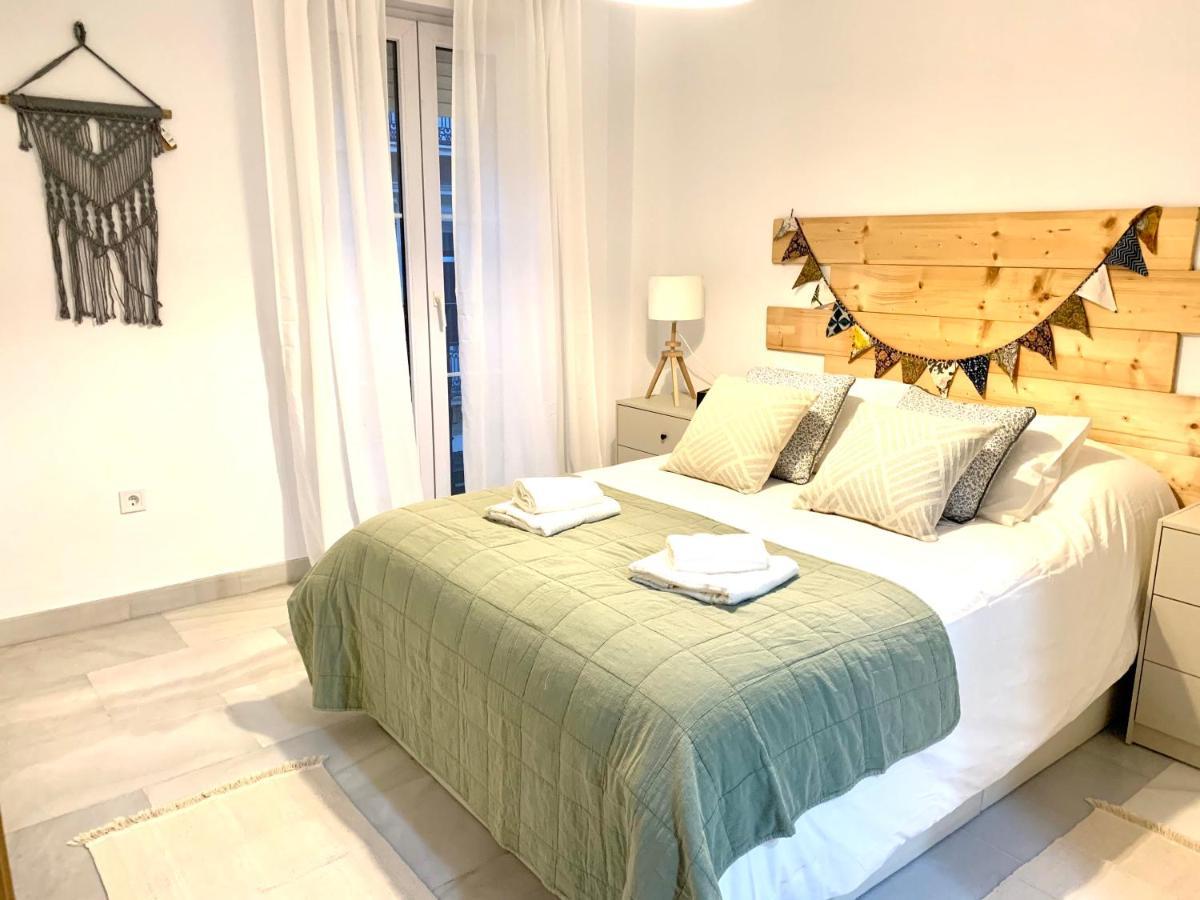 Homely Málaga Larios Exterior foto