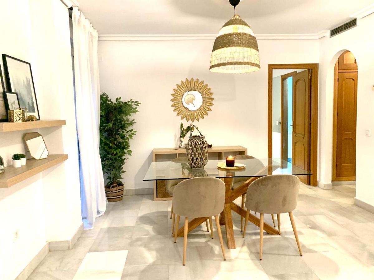 Homely Málaga Larios Exterior foto
